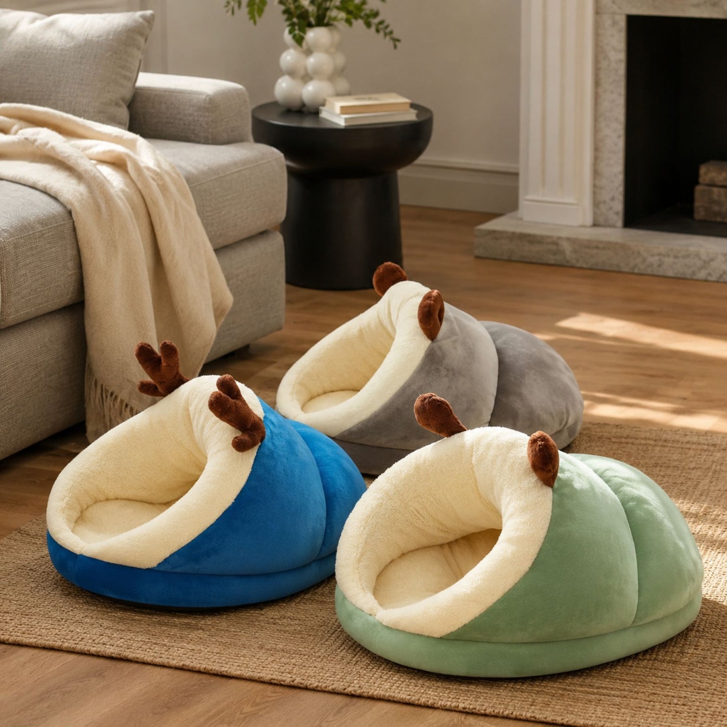 Plush Hooded Pet Bed for Small Dogs and Cats – Soft Cave Sleeping Nest